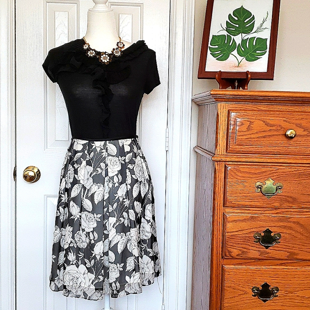 Sara Campbell Floral Silk Chiffon Skirt EUC